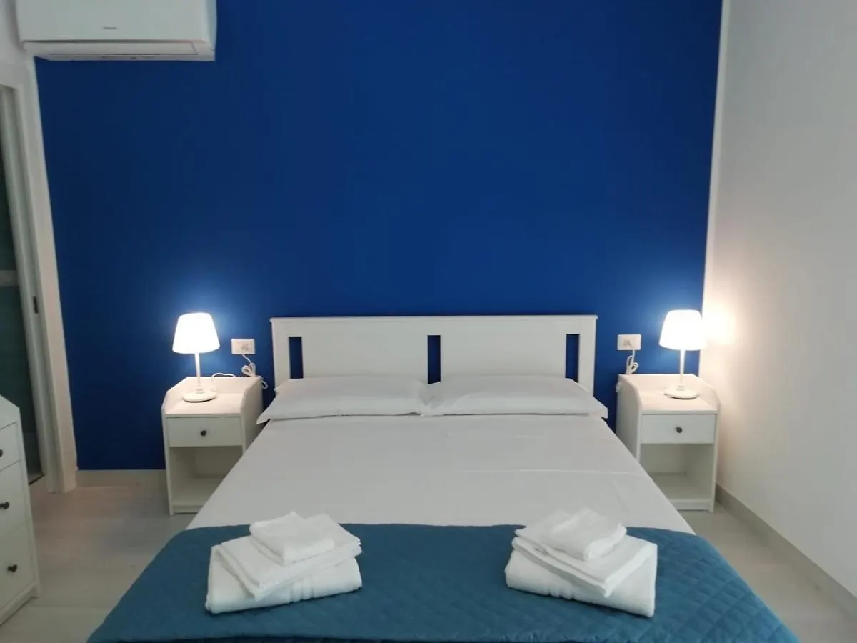Blue Moon Apartments Capo dʼOrlando Italia